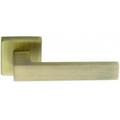 bronz ajto kilincs modern csiszolt letisztult elegans lakberendezes felujitas klasszikus.JPG